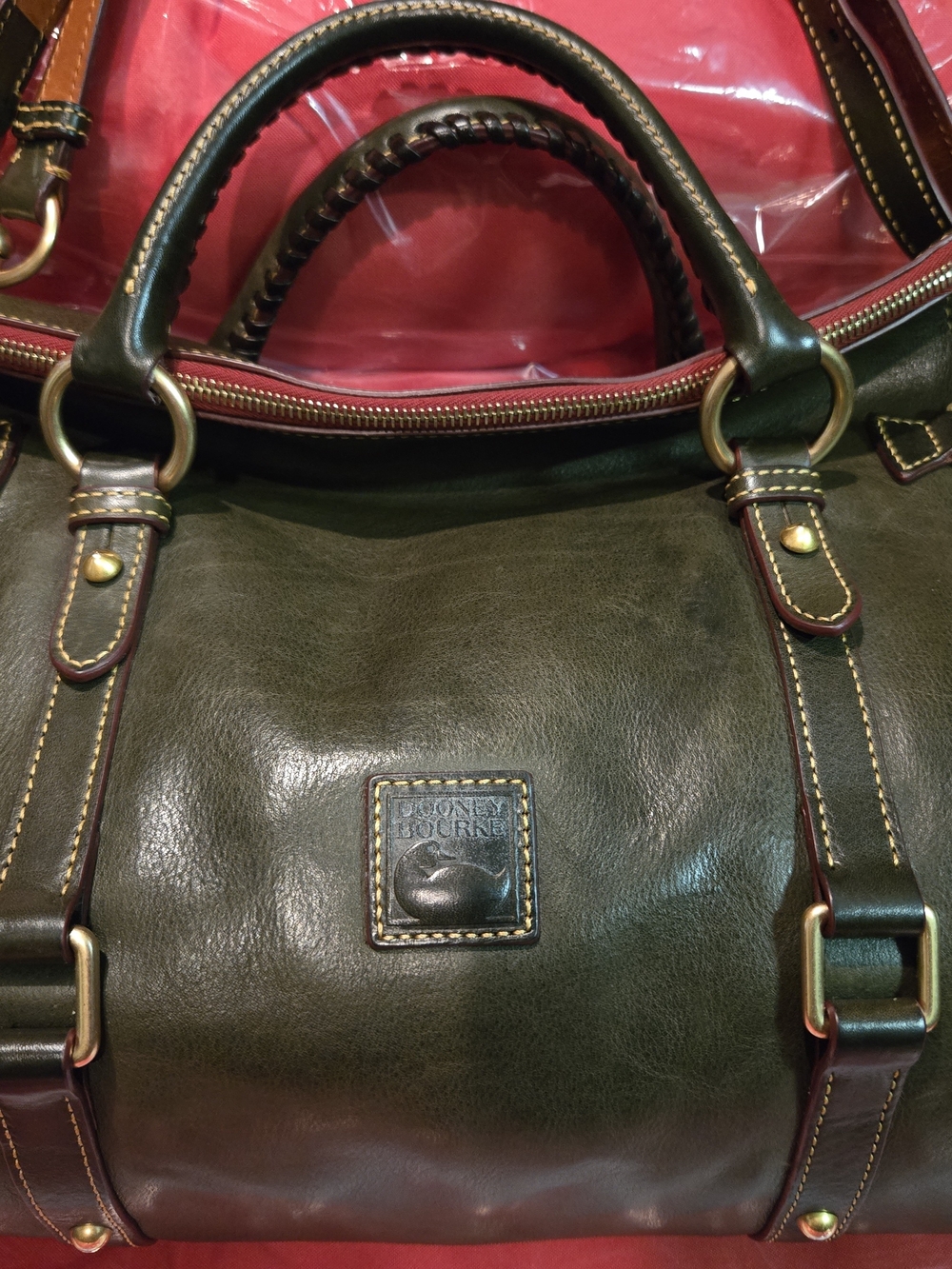 🌻Dooney Large Tassel Satchel Olive Green Leather Shoulder Bag. Beautiful Patina - Picture 3 of 16